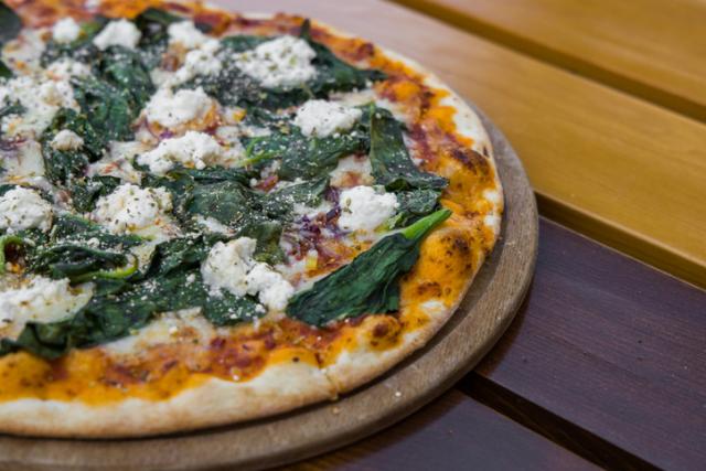 spinach feta pizza