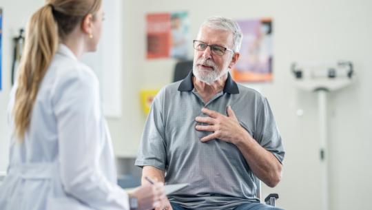 patient talking to doctor